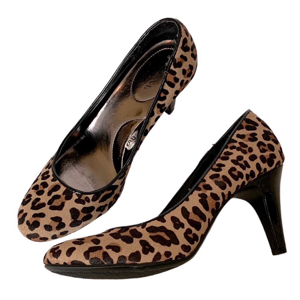MERONA Leopard Skin Leather Pumps Size 8.